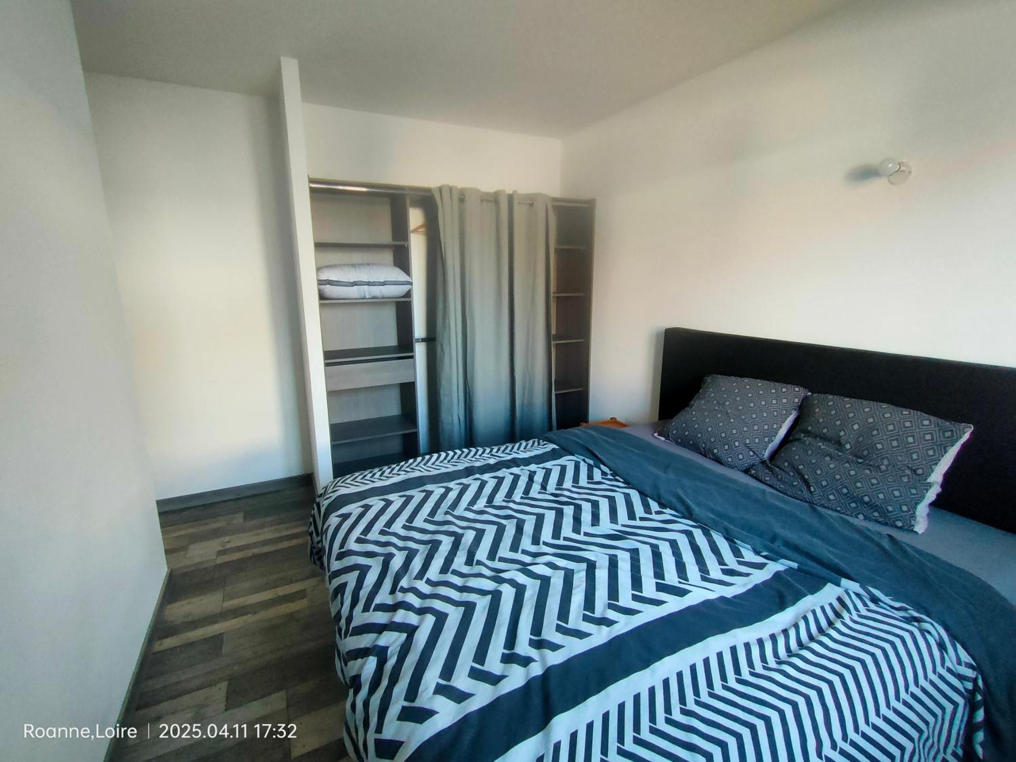 Chambre Dans Maison Plain-Pied Moderne رْوان المظهر الخارجي الصورة